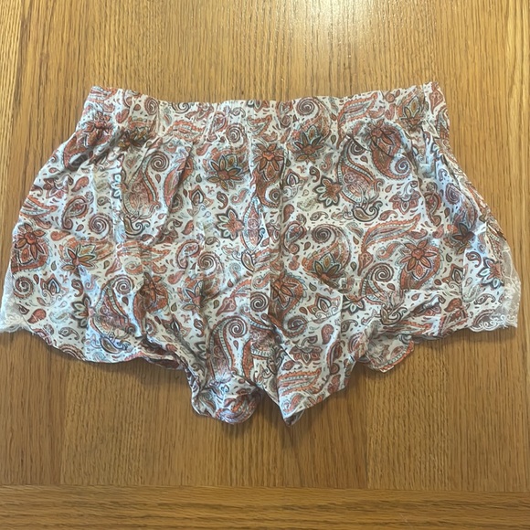 Small colorful short - Picture 6 of 6